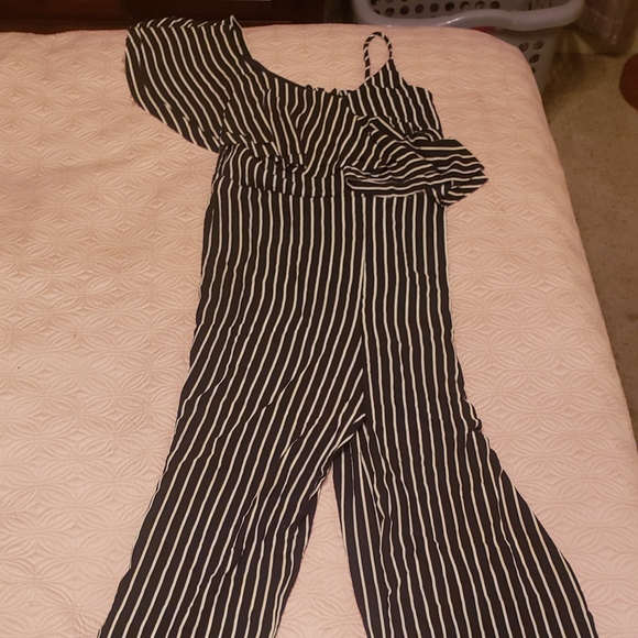 Jumpsuit - Picture 1 of 1